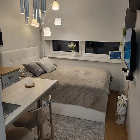 Peplerhome Apartment *